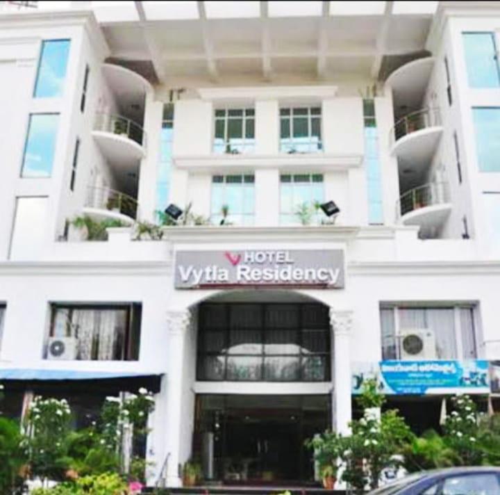 Hotel Vytla Residency Vizianagaram Buitenkant foto